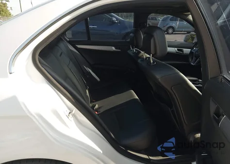 2013 Mercedes-Benz C 250 Luxury/Sport from USA, damaged, VIN WDDGF4HB9DA828192